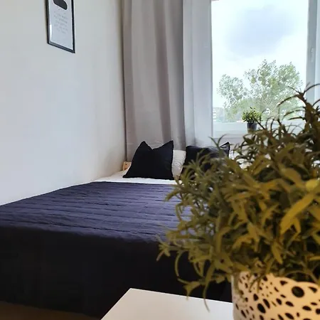 Ubytování v soukromí Mieszkanie 4-pokojowe Przy Rivierze *